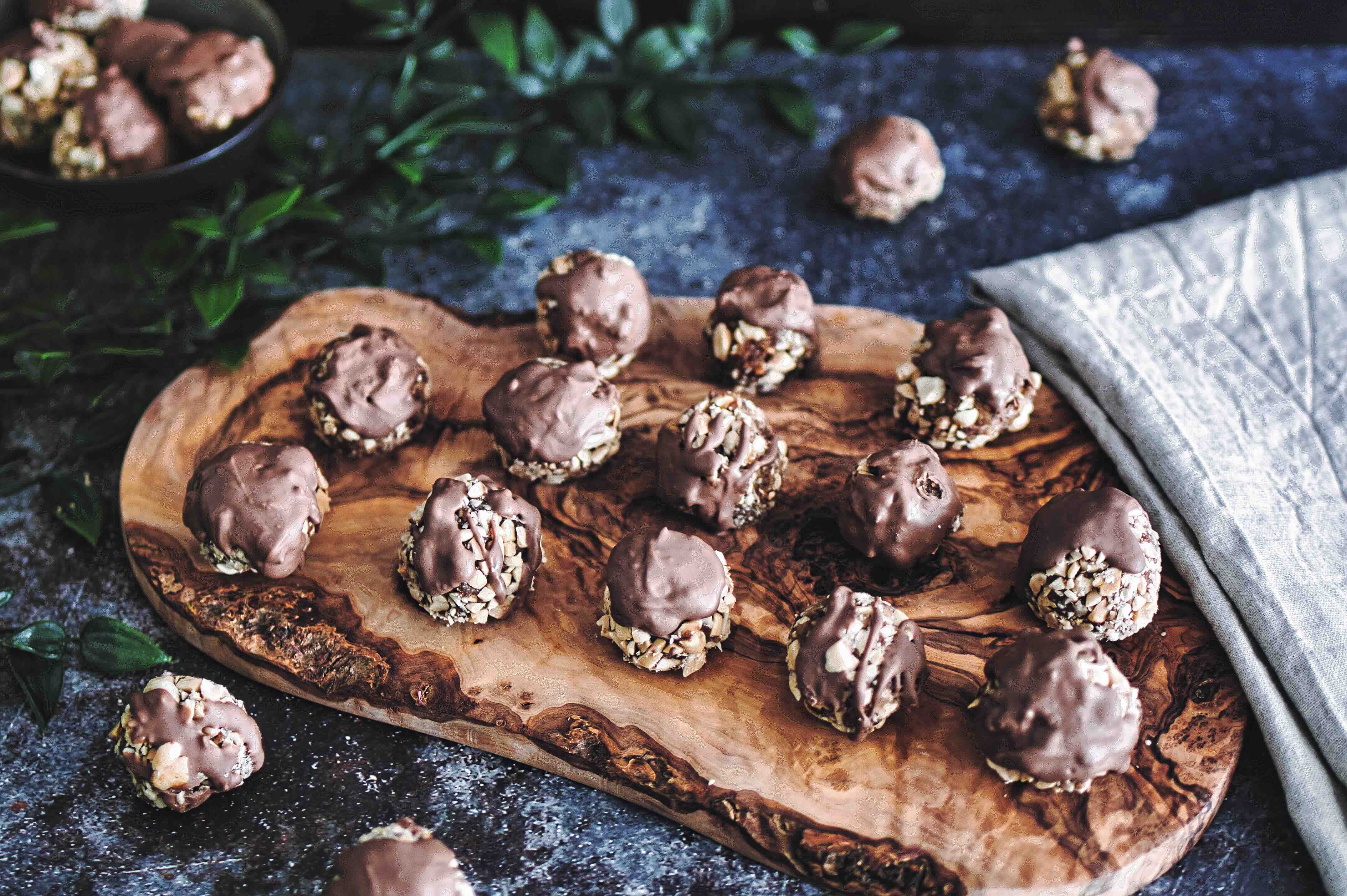 Rezept: Vegane Snickers-Energy-Bites 4.8 (65)