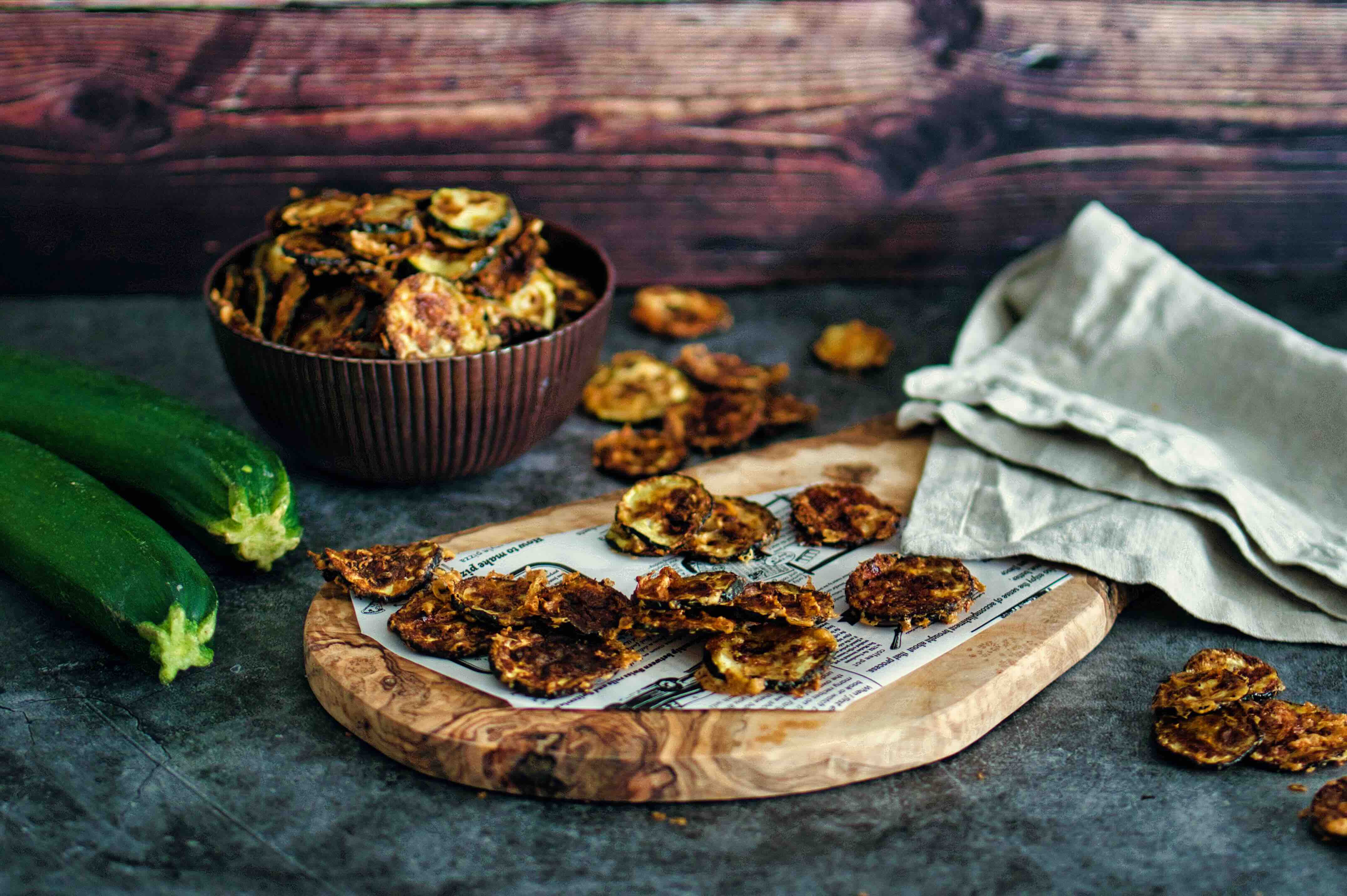 Rezept: Parmesan-Zucchini-Chips aus der Heißluftfritteuse 4.8 (47)